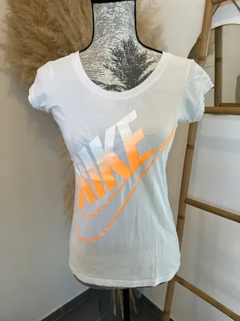 Tee-shirt blanc Nike