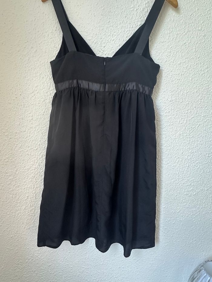 Robe Noire Naf Naf 38 en tres bon etat - photo numéro 3