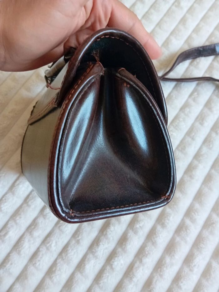 Jolie sac bandoulière Vintage en cuir 👜🍂 - photo numéro 10