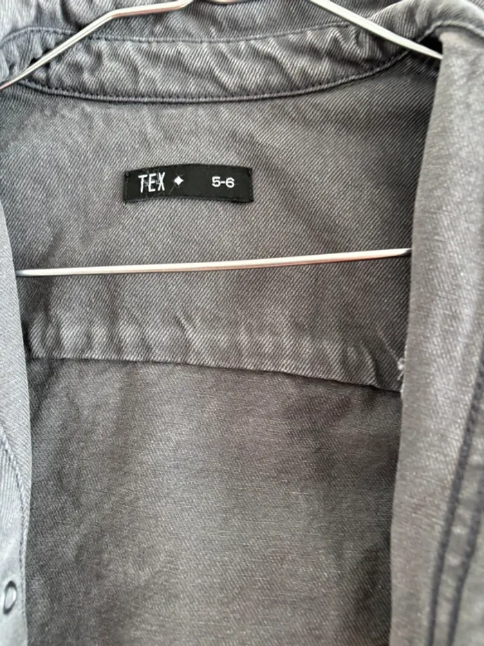 Veste en jean grise 6 ans - photo numéro 2