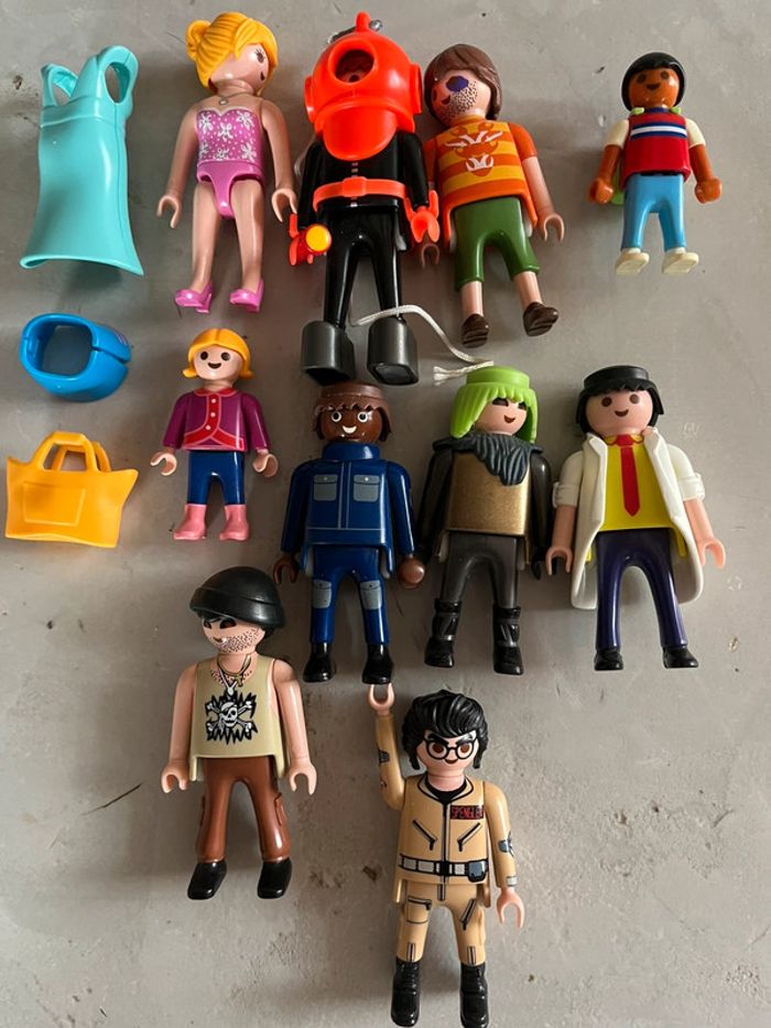 Lot de 10 personnages playmobil n3
