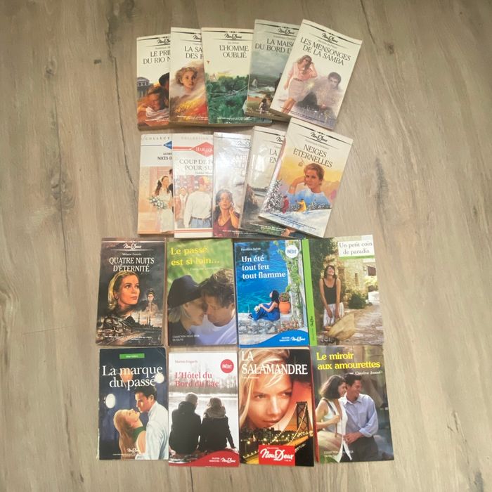 Gros lot de livres nous  deux et harlequin