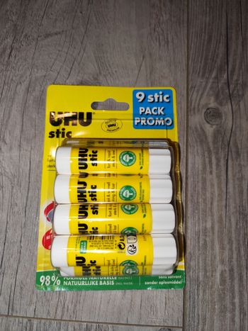 Lot de 9 sticks de colle neufs