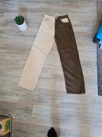 Pantalon velours bicolore Pull and Bear
