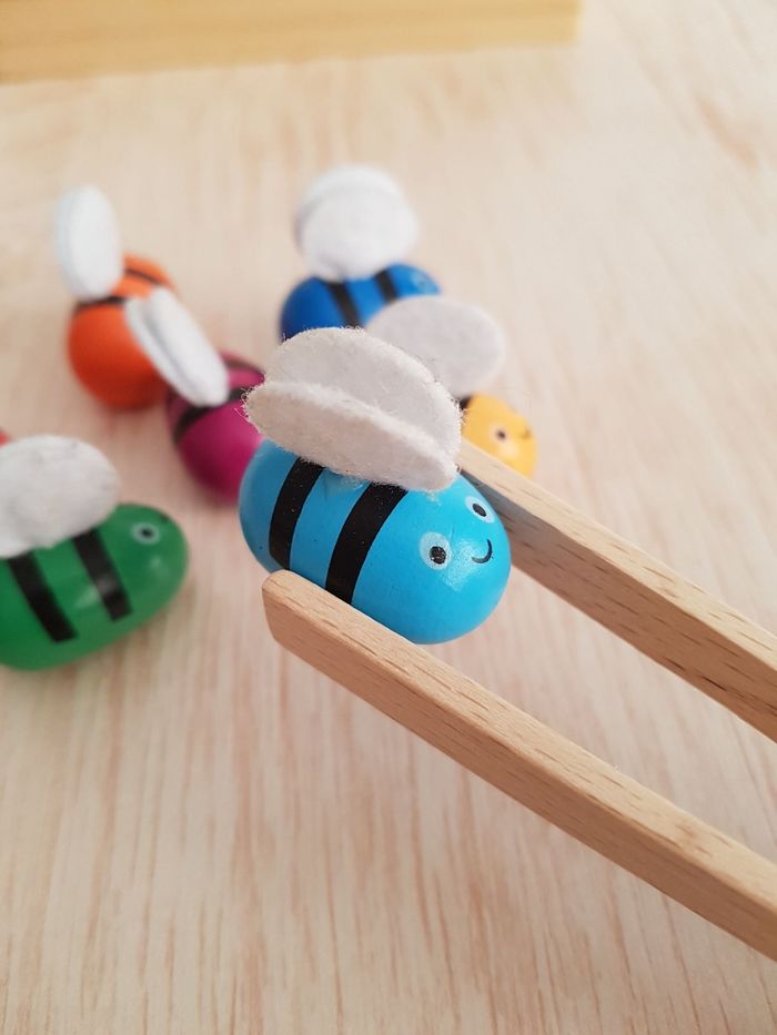 Jeu de tri en bois nid d'abeilles de couleurs - photo numéro 6