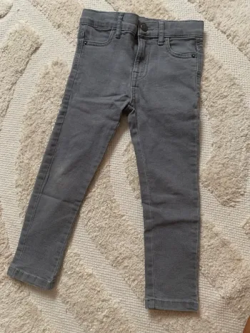 Jean slim gris – TEX – Taille 3-4 ans