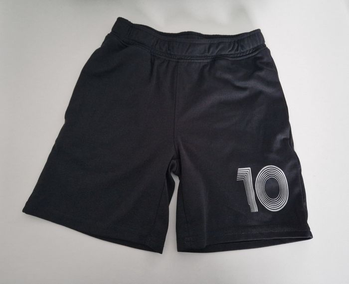 Short 4 ans