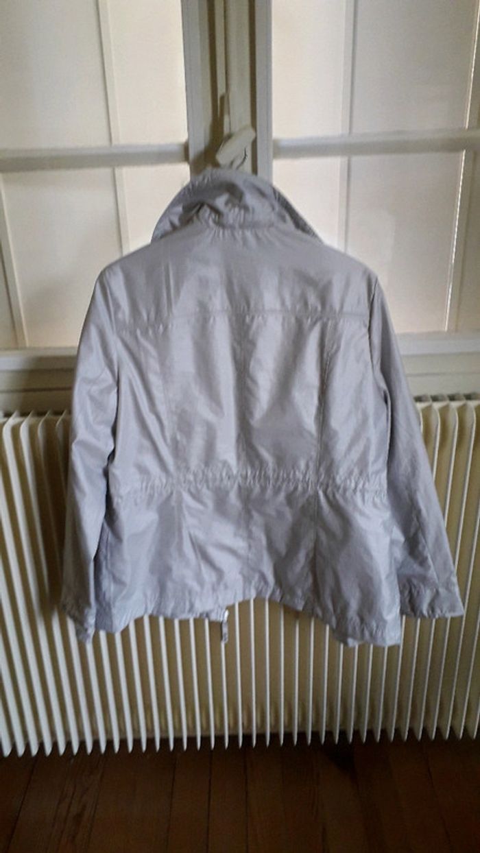 Veste satinée blanc cassé neuve - photo numéro 2