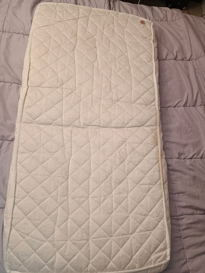 Lit parapluie avec matelas - photo numéro 2