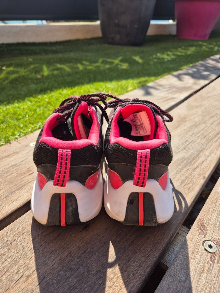 Baskets fille 36 Decathlon, TBE 👟 - photo numéro 4