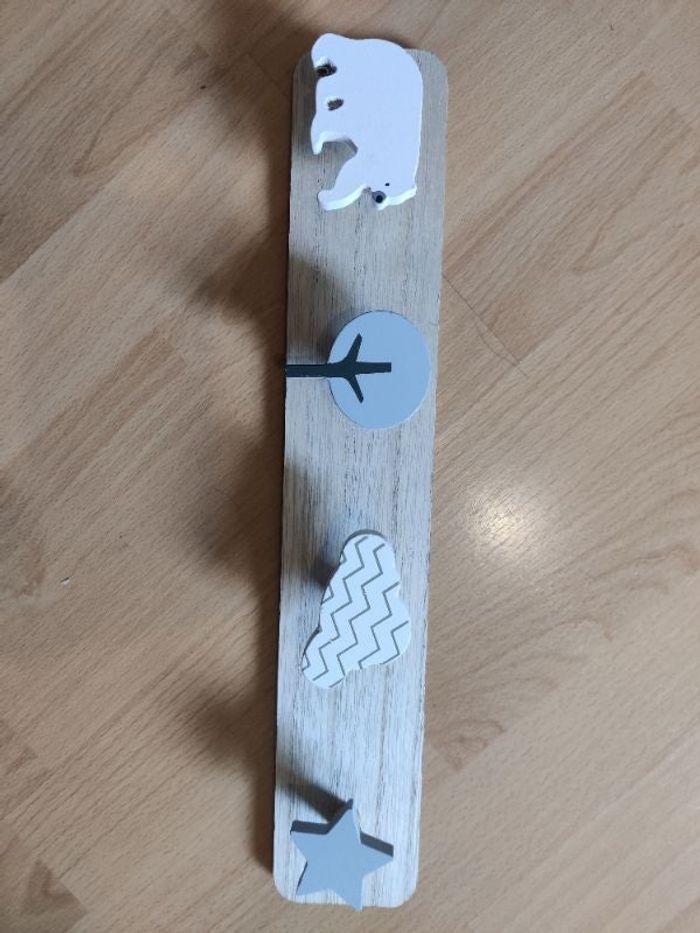 Porte manteau / vêtements en bois