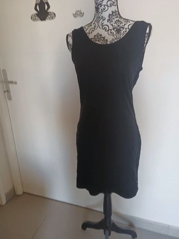 Robe dentelle taille 38