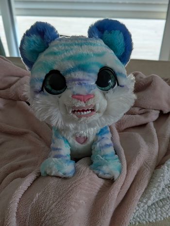 Peluche interactive tigre