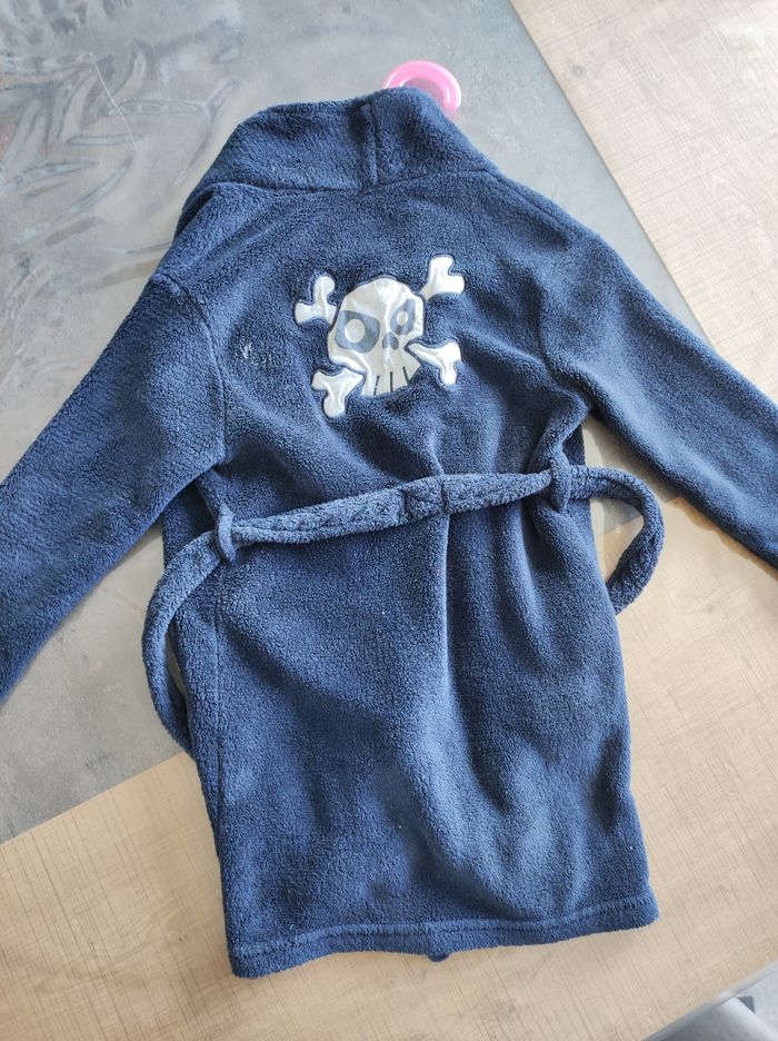 Peignoir 4/5 ans - photo numéro 2