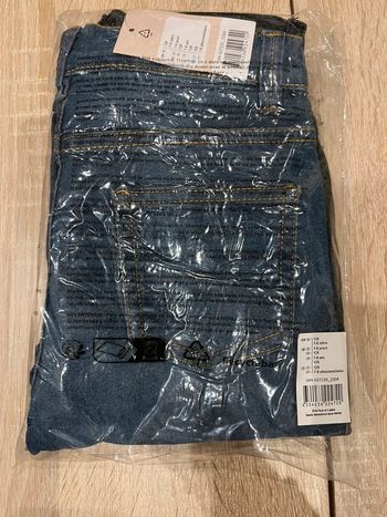 Lot 2 jeans slim 7-8 ans neufs