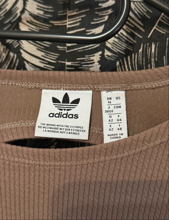 T-shirt adidas - photo numéro 3