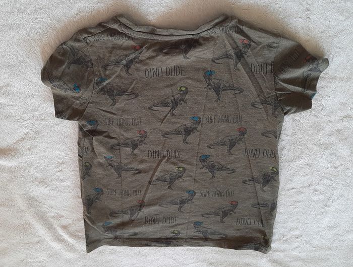 T-shirt Dinosaure