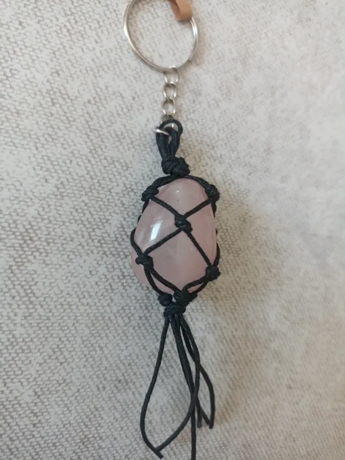 Porte clé Quartz rose pierre naturelle - photo numéro 2