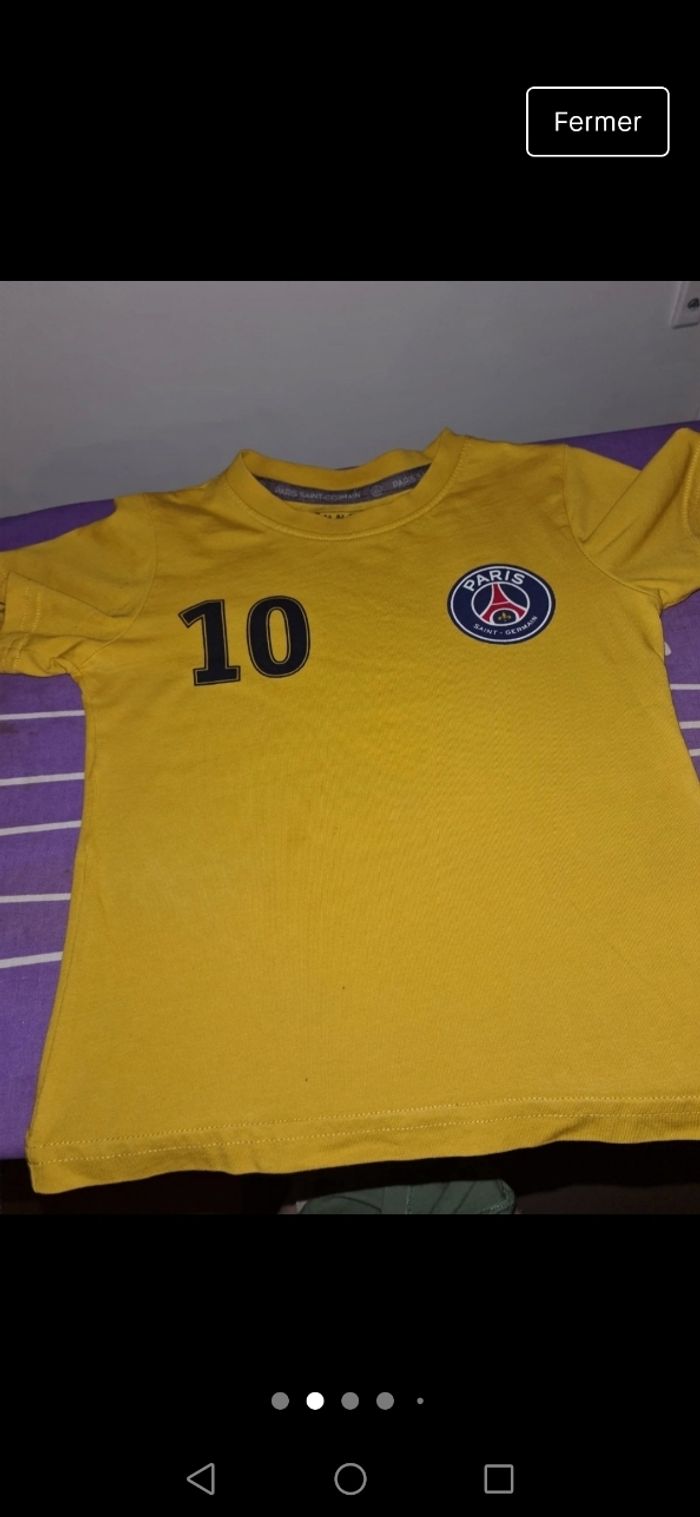 Lot de tee shirt - photo numéro 2
