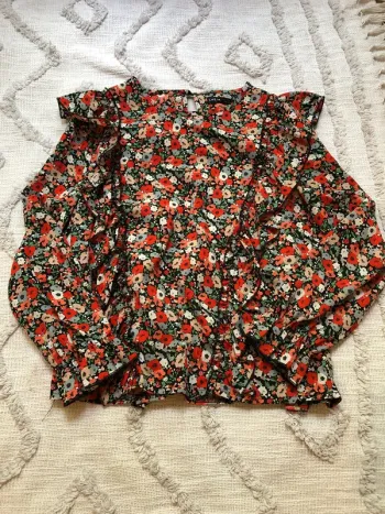 Blouse fleurie taille 36