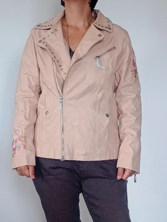 blazzer type cuir rose T46 fleuri - photo numéro 2