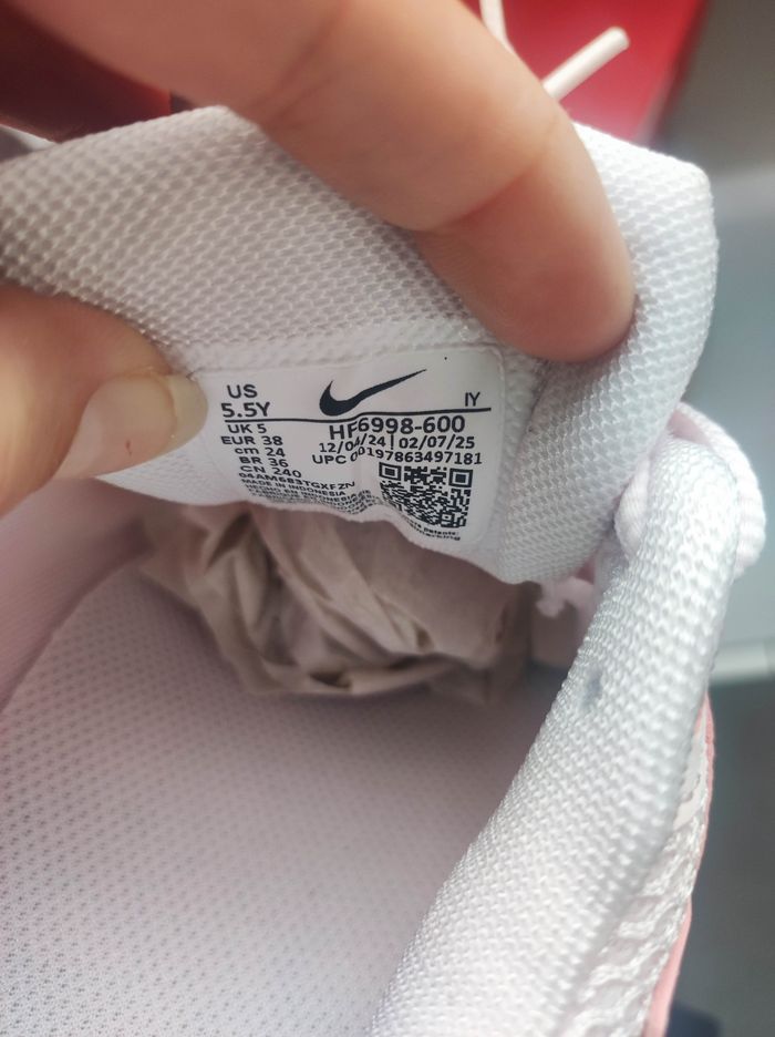 Baskets Nike vomero 5 - photo numéro 7