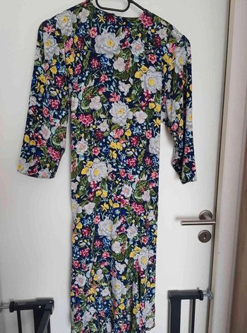Robe fleurie  vintage  taille  40 42