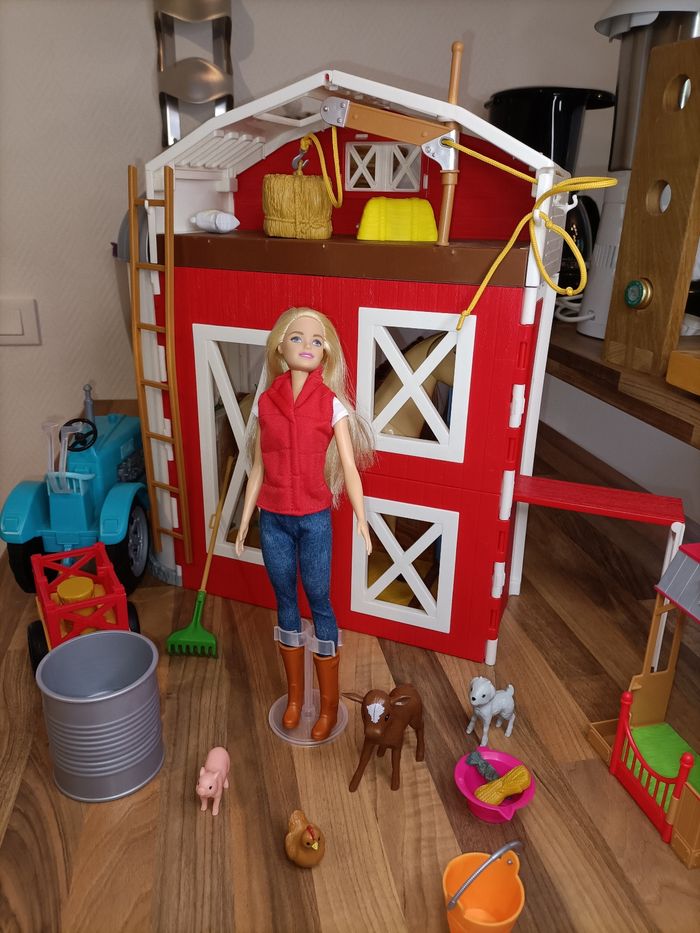 Lot ferme barbie - grange écurie animaux tracteur barbie - photo numéro 7