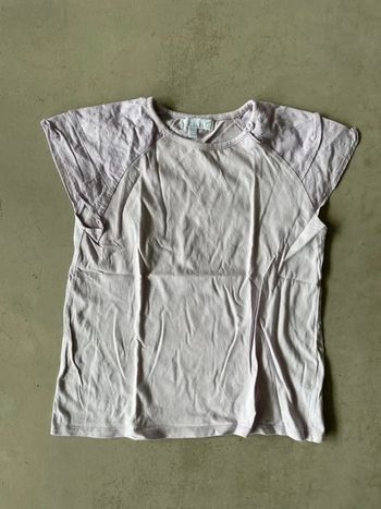 T-shirt mignon dentelle épaule 10 ans