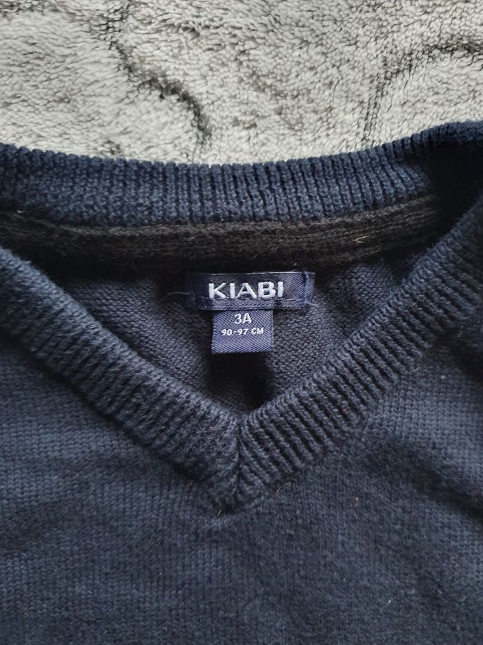 Pull sans Manche
Taille 3 ans - photo numéro 2