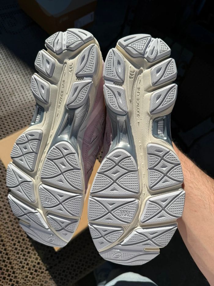 asics gel nyc rose cream/rose - photo numéro 7