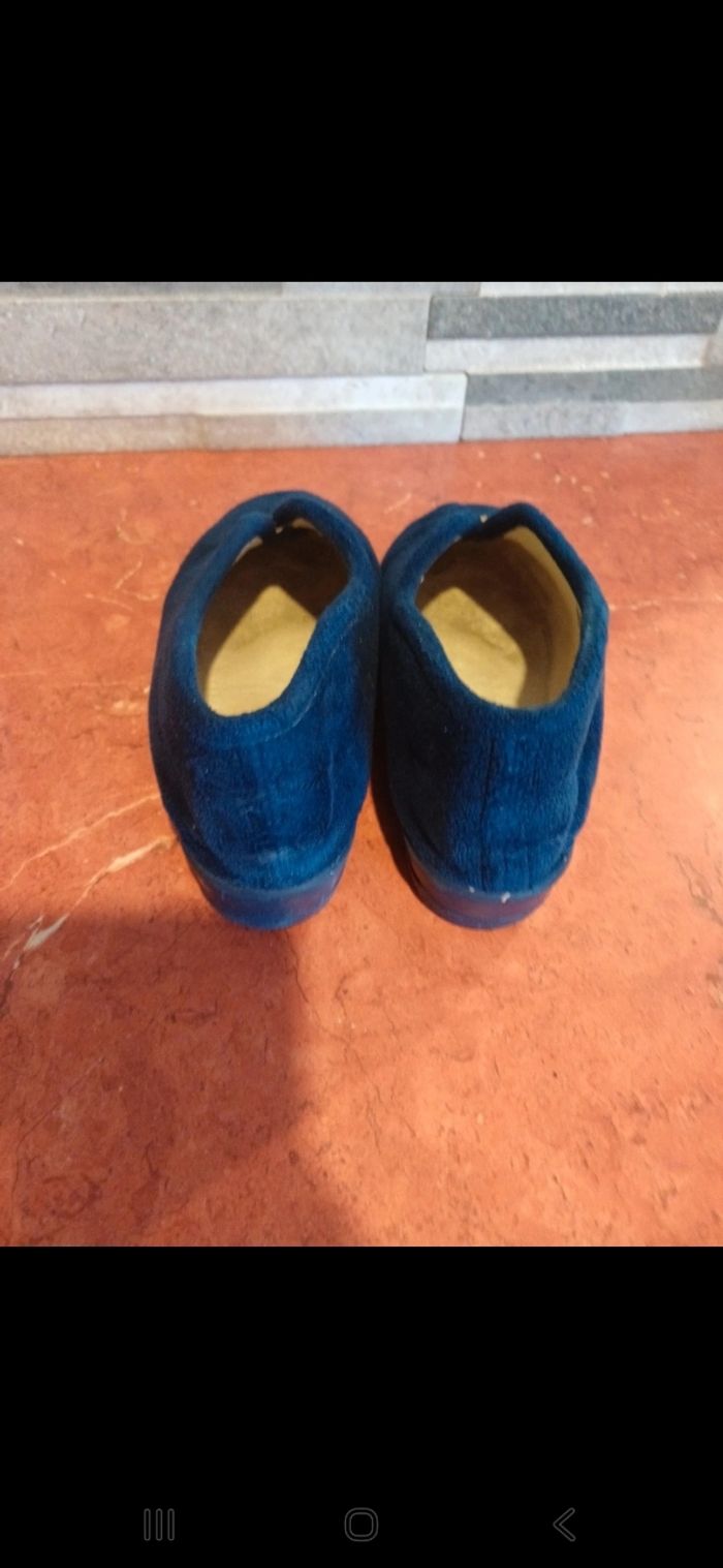 Pantoufles taille 35 - photo numéro 3