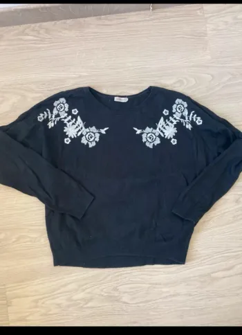 Pull H&M noir taille XS