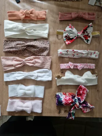Lot de 13 bandeaux petite fille 🌸