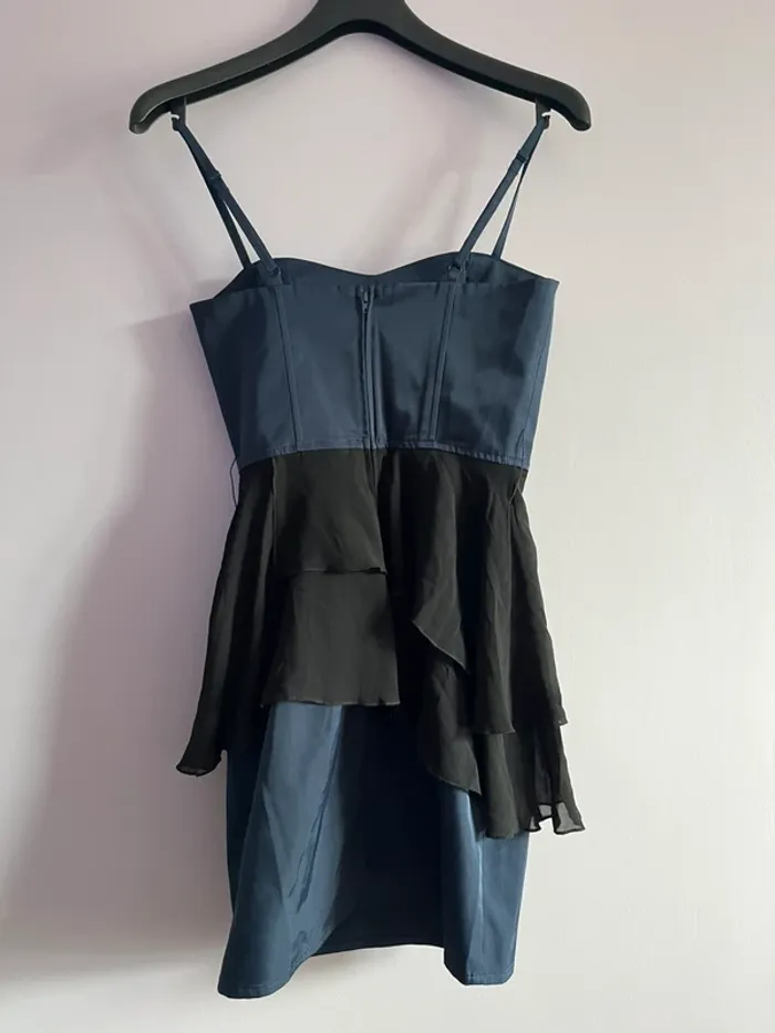 Robe bleu et noir - photo numéro 3