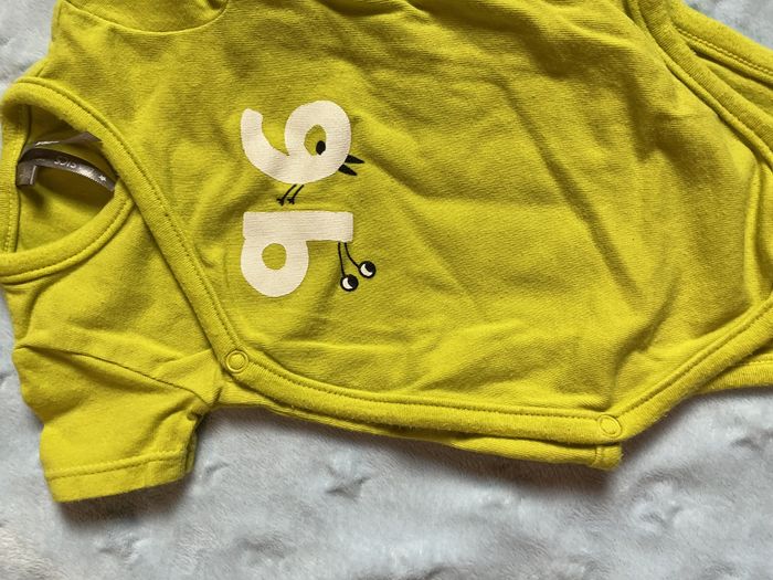 body manches courtes vert fluo ouverture devant 1 mois orchestra - photo numéro 5