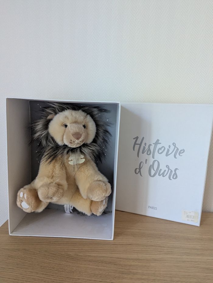 Doudou Kenya le lion histoire d'ours paris