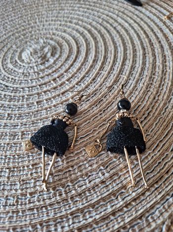 Boucles d'oreilles avec bonhomme