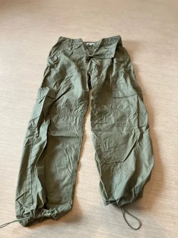 Pantalon oversized Jennyfer style militaire