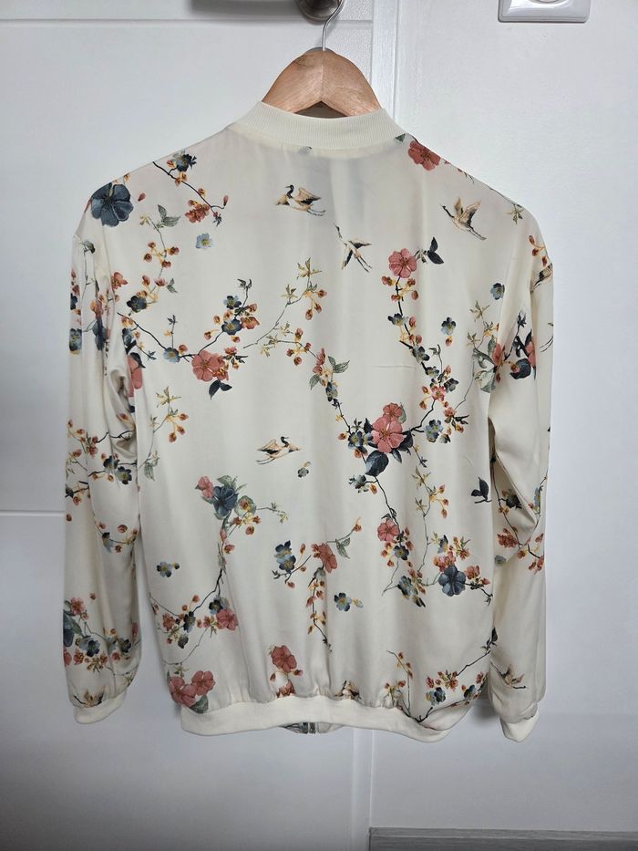 Veste crème pull & Bear - photo numéro 2