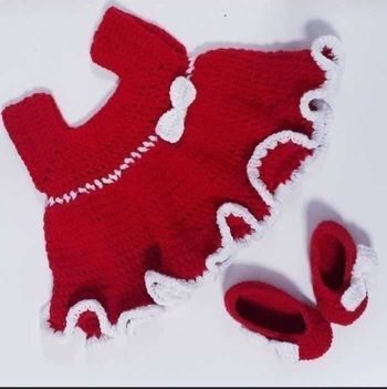 Tricot robe en laine rouge Noël chaussons bottes bébé fille 0 à 6 mois