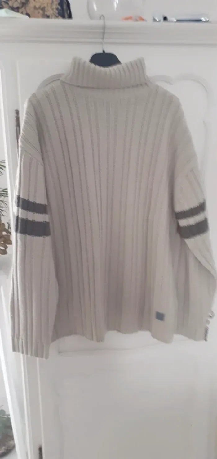 Pull col roulé - photo numéro 3