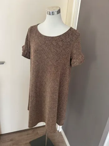 Sezane robe Janet , noire dorée taille M/38