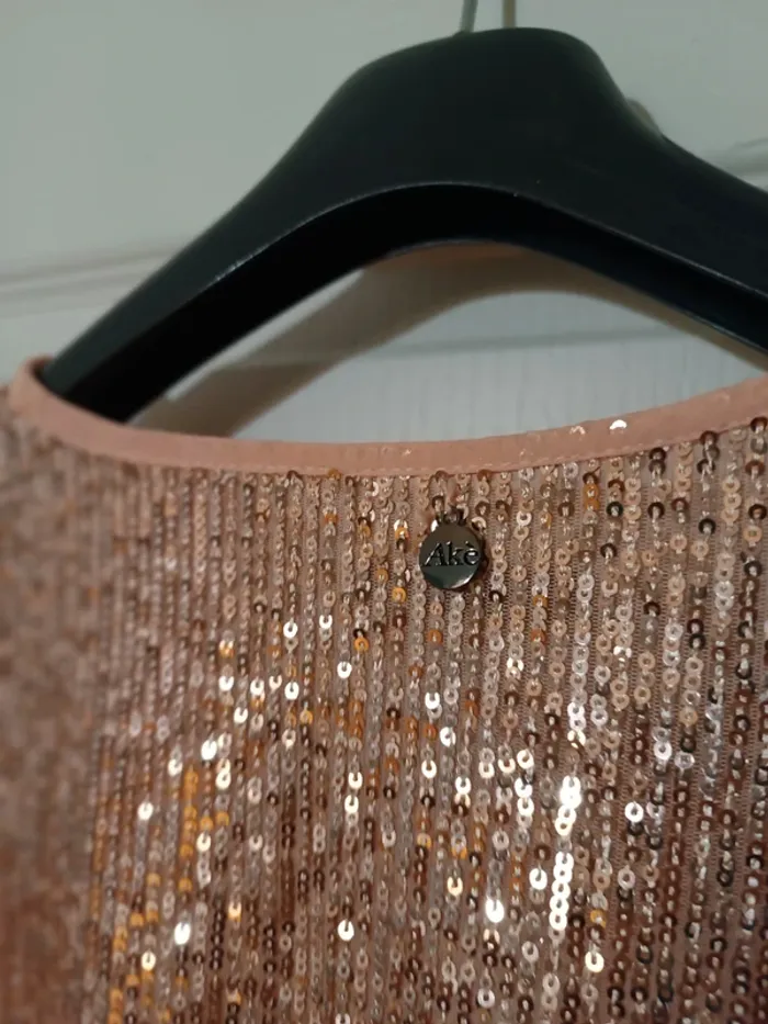 Superbe robe rose à sequins - photo numéro 4