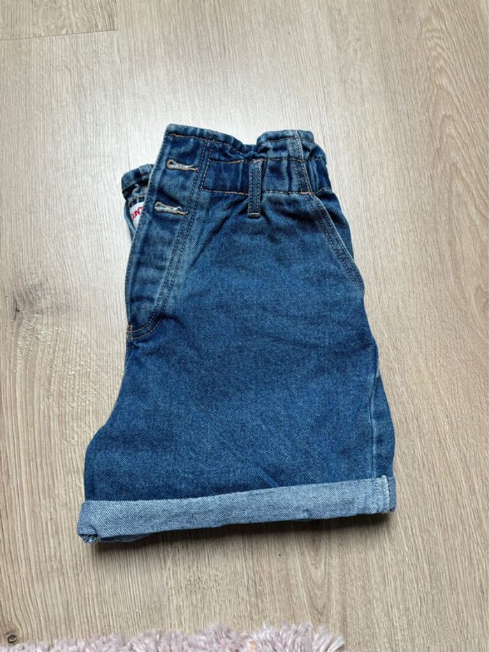 Short en jean taille haute court avec boutons - photo numéro 2