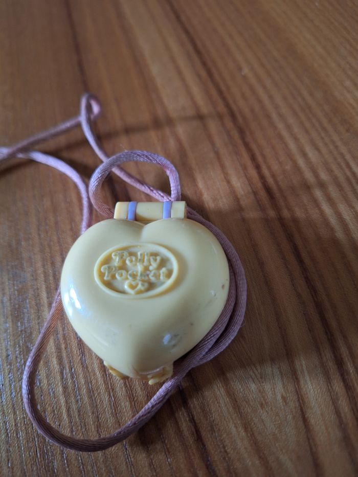 RARE Polly Pocket vintage année 1980 - Médaillon jaune - photo numéro 9