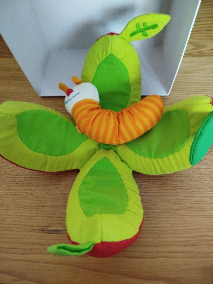 Haba jouet d'éveil hochet asticot Pomme - photo numéro 5