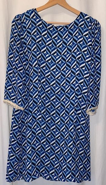 robe Suncoo taille 2 valeur 115 euros