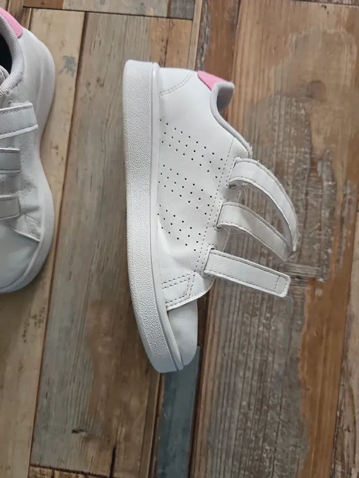 Basket fille Taille 31 marque adidas - photo numéro 4