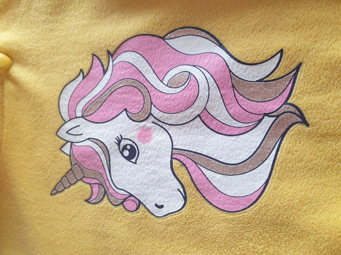 Sweat polaire jaune licorne - T92 - C&A - photo numéro 2